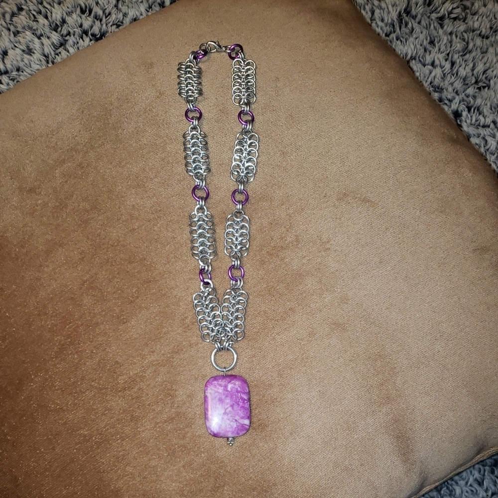 *SOLD* Vintage 90s Necklace - Picture 2 of 10
